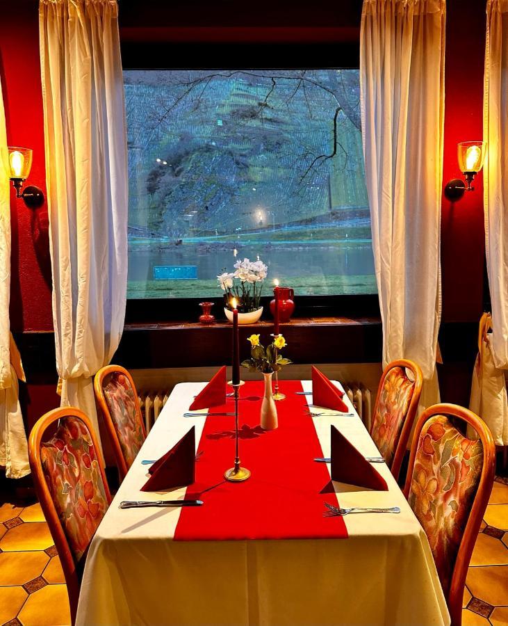 Hotel Krone Riesling Trittenheim Dış mekan fotoğraf