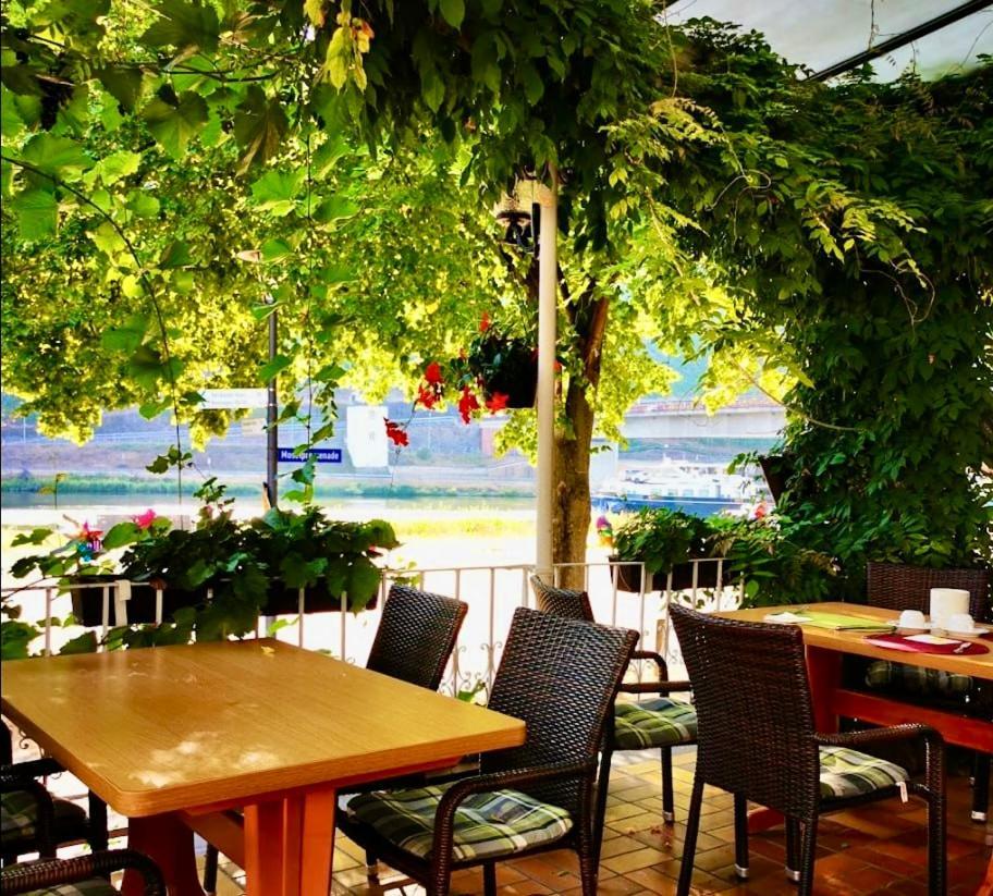 Hotel Krone Riesling Trittenheim Dış mekan fotoğraf