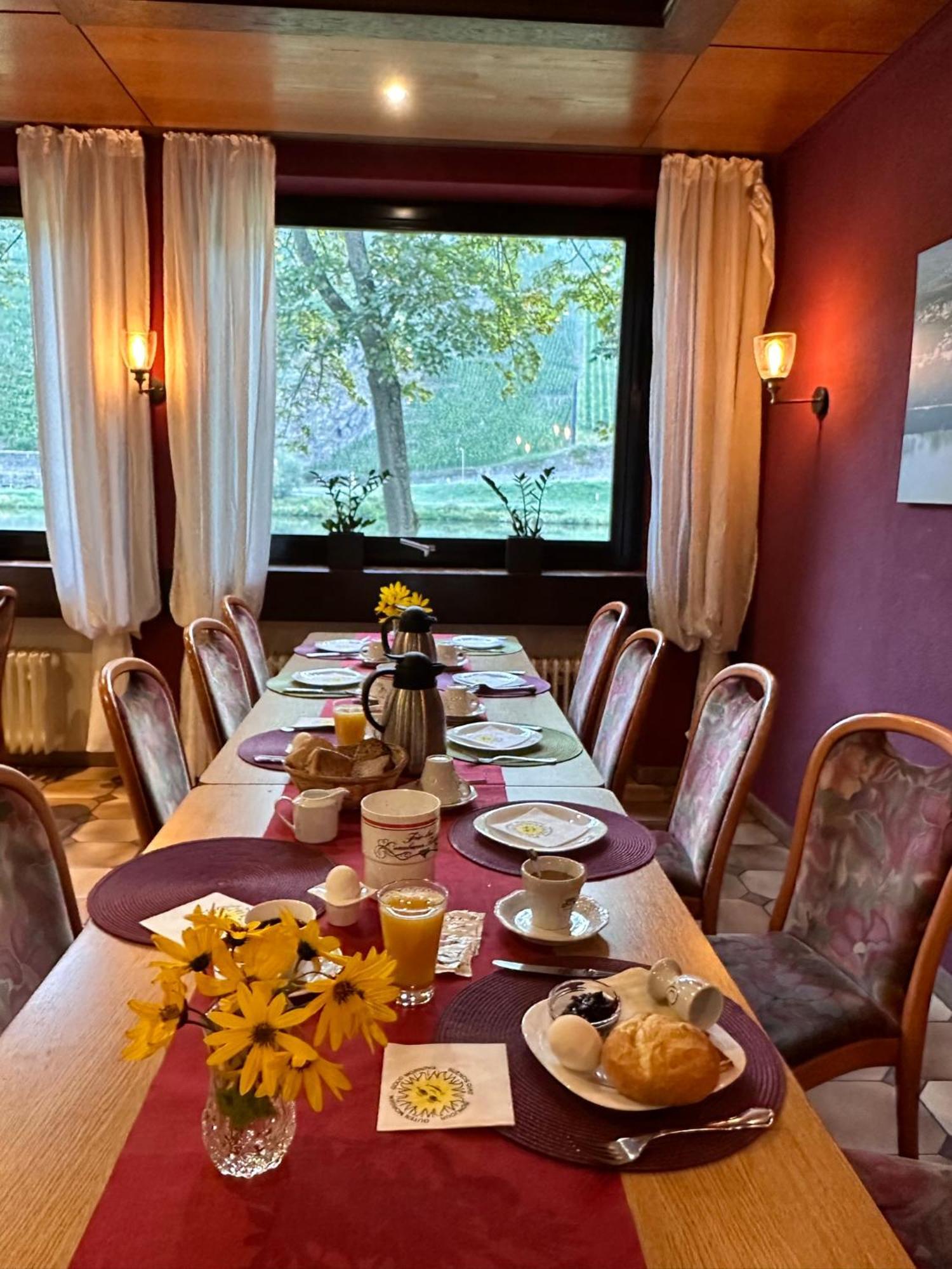 Hotel Krone Riesling Trittenheim Dış mekan fotoğraf